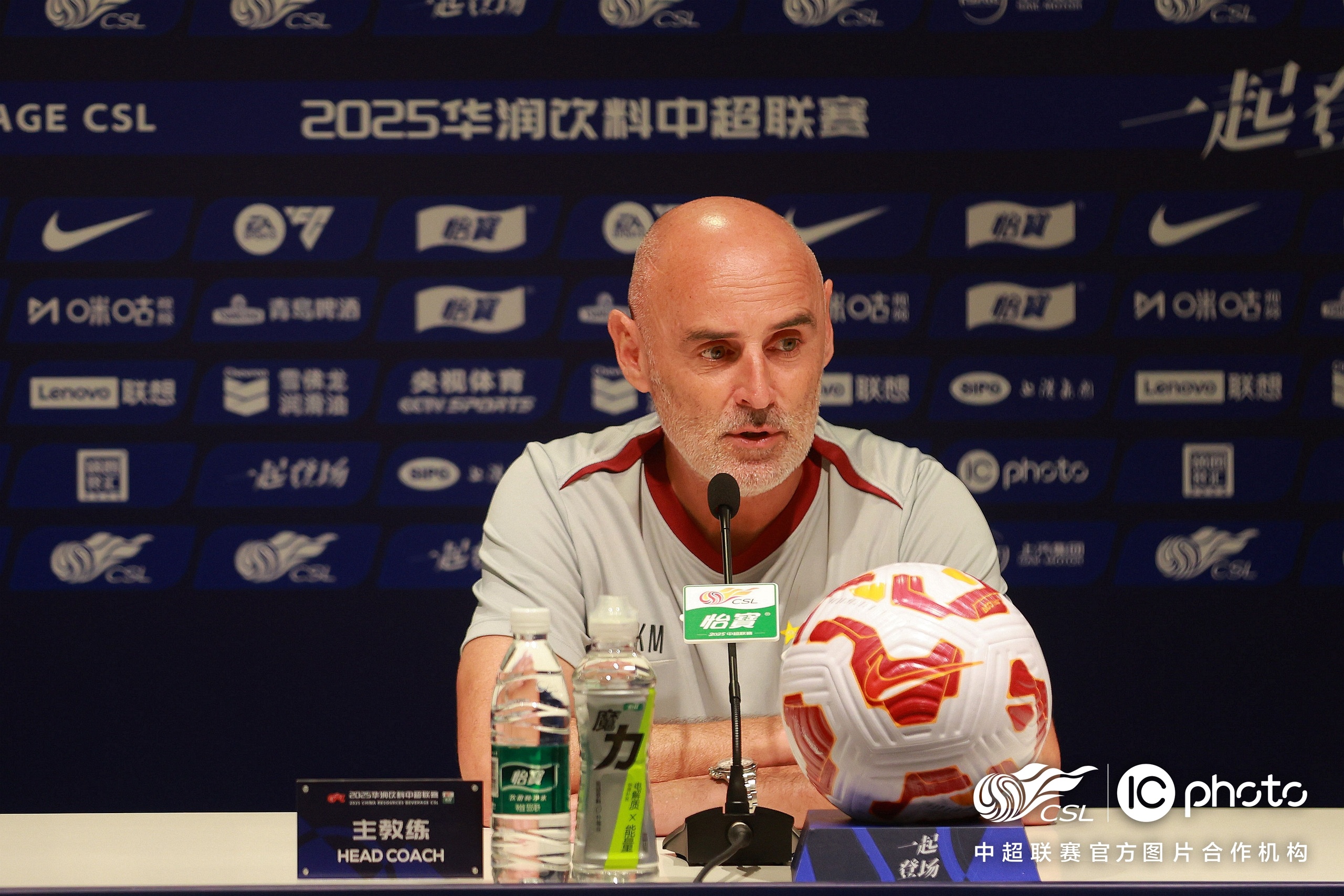 南宫28-斯图加特迎中超关键赛，转会期造点机会，底气十足，资深球员宣示担当的简单介绍